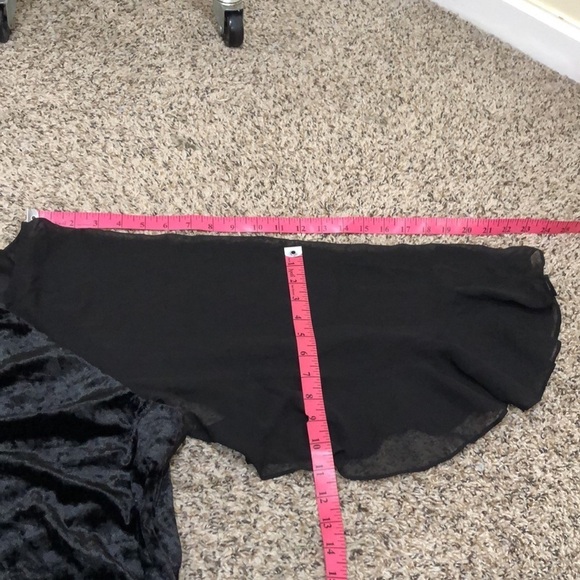 Connected Apparel Dress Size 16 Black Velvet Flutter Caplet Sleeve - Picture 10 of 11